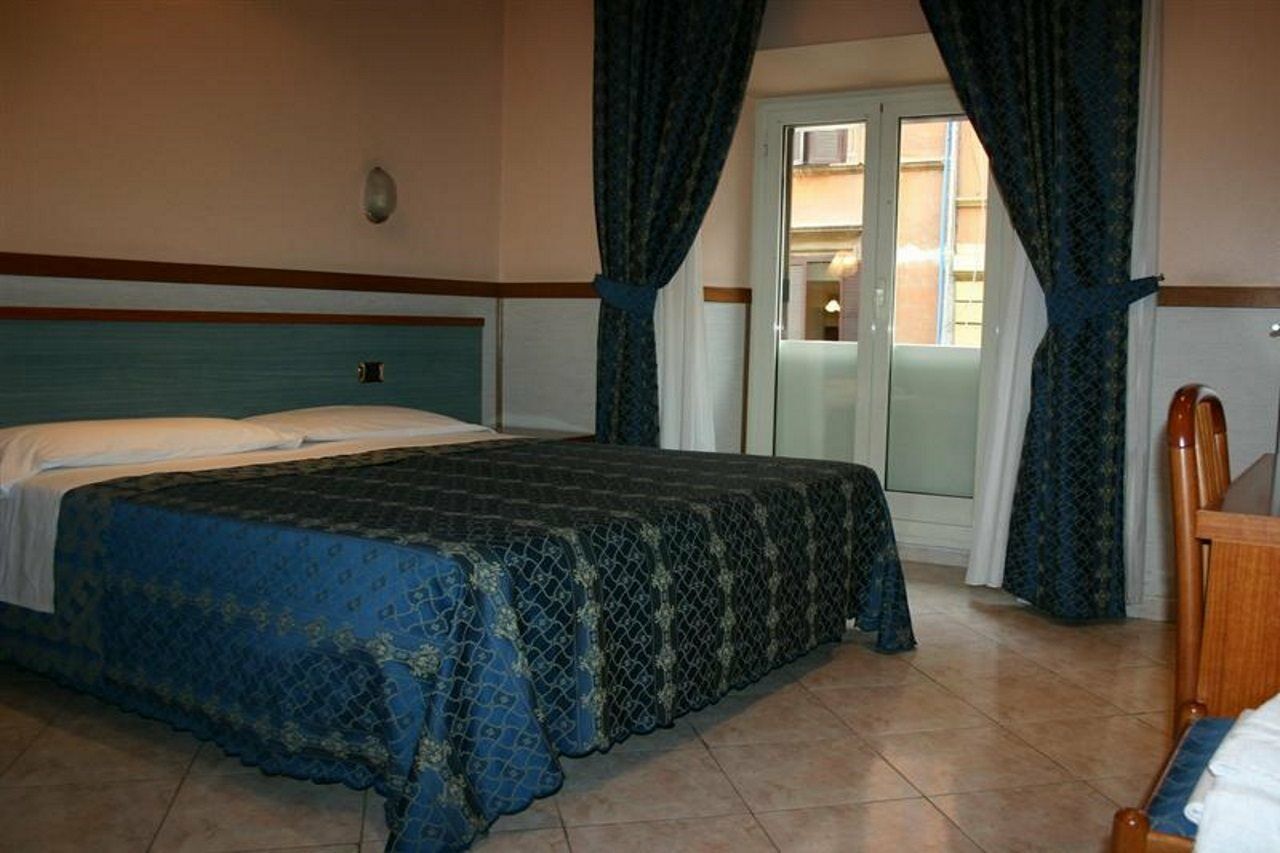 Hotel Rubino Рим Экстерьер фото